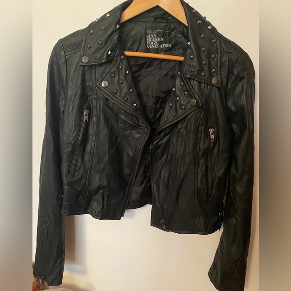 Cropped Grungy Studded Bomber Faux Leather Jacket - New Without Tags - Picture 4 of 6